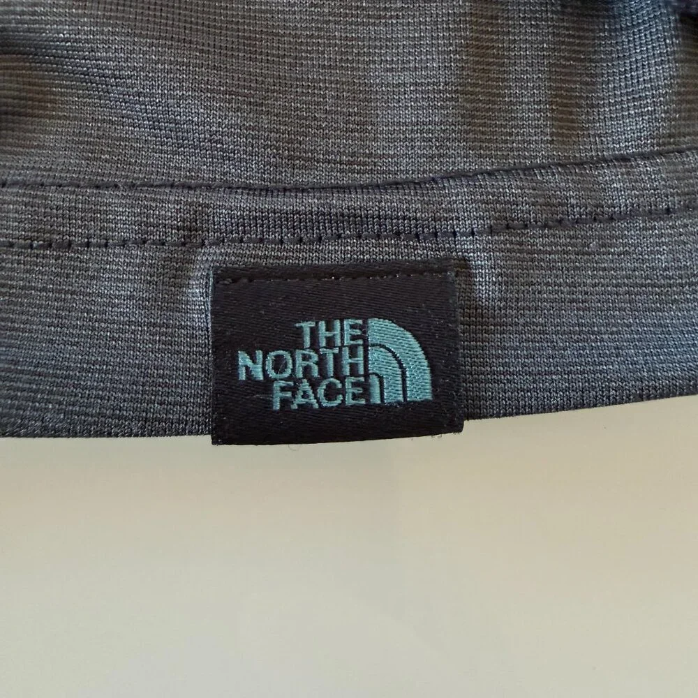The North Face women's t-shirt grayish blue short sleeve v-neck activewear L - Picture 6 of 10
